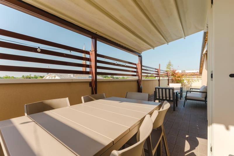 Vigodarzere Centro. Esclusivo attico con solarium Vigodarzere Centro. Esclusivo attico con solarium